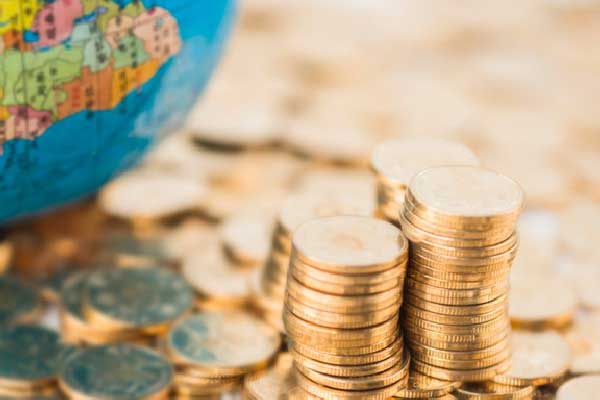 “周末也没歇着”！银行年末存款保卫战升级